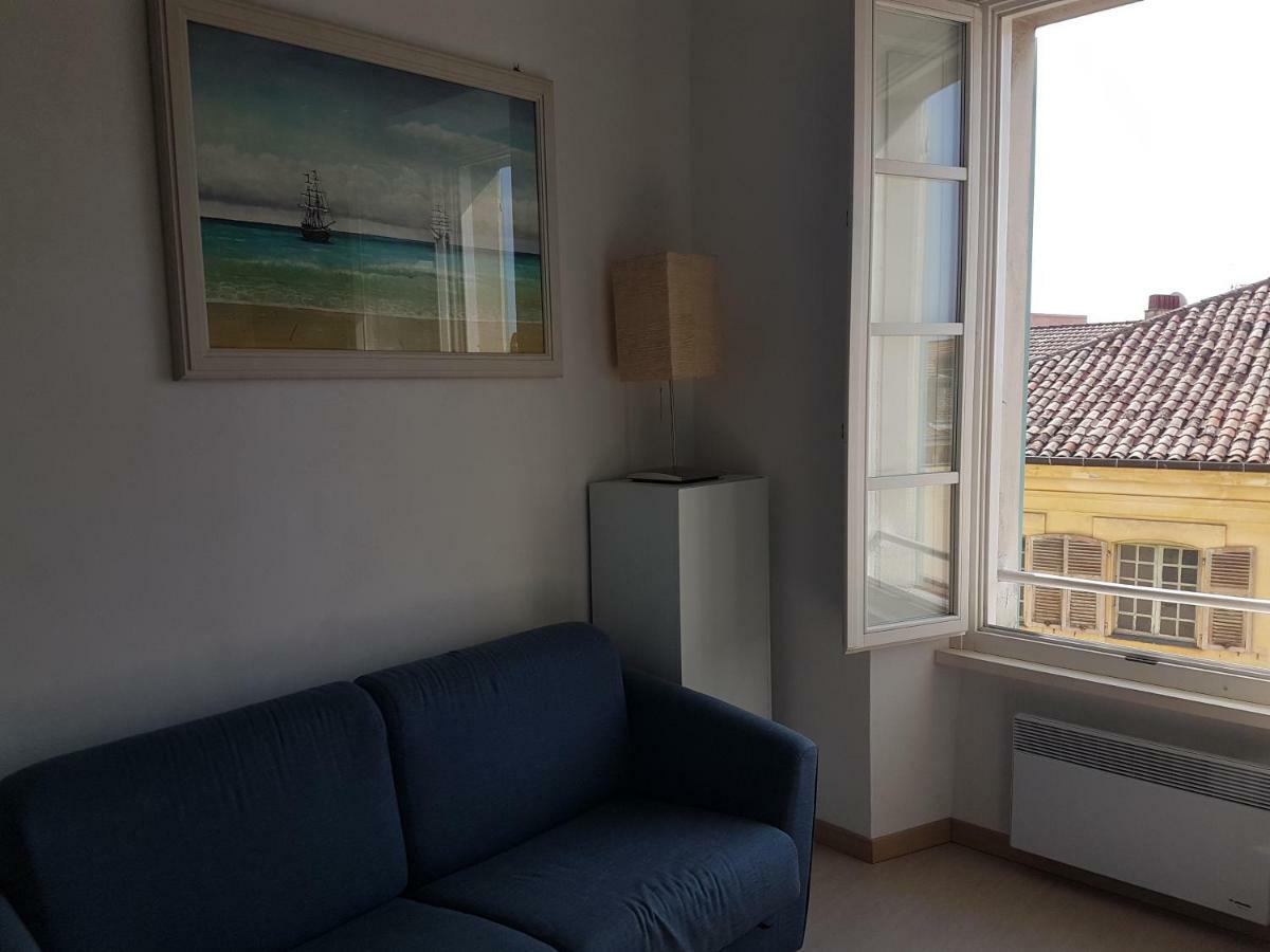 Le Palmaro Apartment Menton Exterior photo